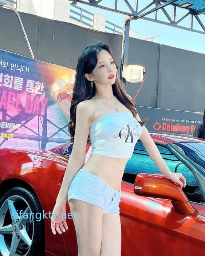 【2023-10-08】She is excited about outdoor exposure.m4v